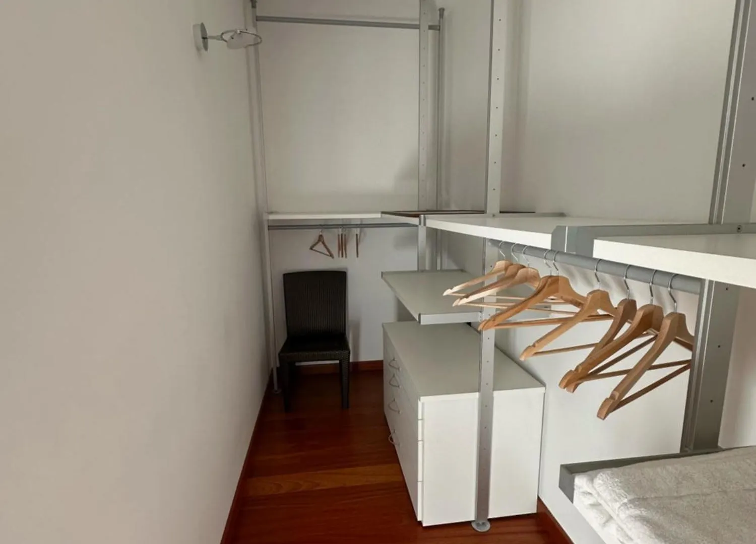 Como Lake View Ac And Garage Apartment